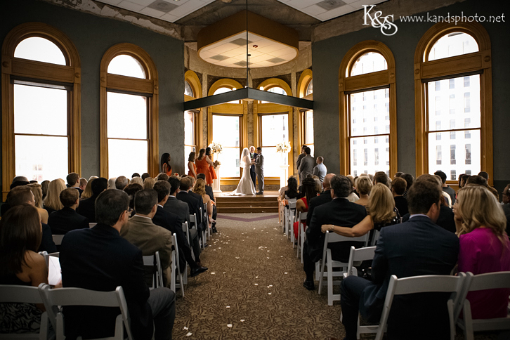 Old Red Museum Wedding by Dallas Wedding Photographers